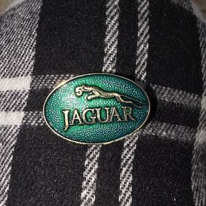 Jaguar Oval Logo Enamel Lapel Pin Auto Car Green Gold Tone Hat Tie Tack